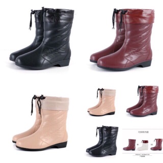 Fashionable Rain Boots plus 1 size up with foot warmer