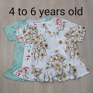 Girl's raffled blouse for 4 - 6 years old