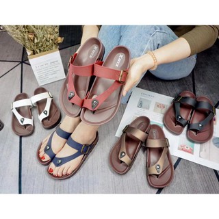 【Luckiss】 Korean women shoes fashion flat sandals (add one size) A8036-8
