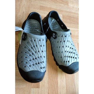 ▧crocs inspired/waterproof shoes/motorcycle shoes/outdoor shoes for men