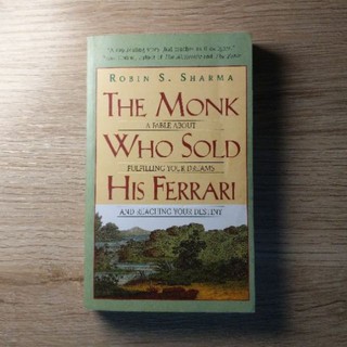The Monk Who Sold His Ferrari (ORIGINAL) by Robin Sharma Paperback Self Help Books Freebie (2)