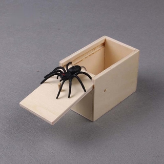 【Fanpin】Surprise Spider in Wooden Box Gag Gift Practical Joke Prank To Scare Trick Hot (1)