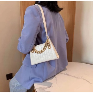 YQY Ins trendy female bag fashion sling bag armpit bag Korean chain tote (6)