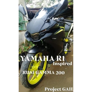 RUSI Gamma 200 Mask, YAMAHA R1 inspired