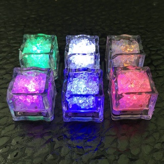 Discount▨Douyin net celebrity toys baby bathroom bath toys magic ice cube lights glow in water child (3)
