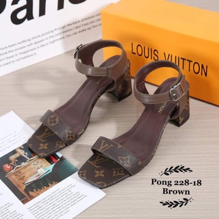 LOUIS VUITTON CLASSY SANDALS WITH COMPLETE INCLUSION