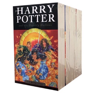 HARRY POTTER (7 BOOKS) COLLECTION (1)