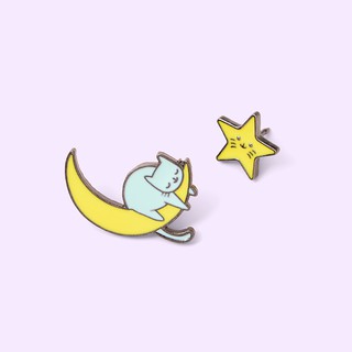 2pcs/set Good Night Enamel Pin Little Star Moon Sleepy Cat Badge Cartoon Kawaii Animal Brooch Lapel Pin Gift for Friends Kids