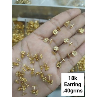 18K Saudi Gold Stud Earrings Pawnable
