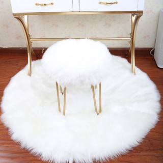 Ruowan 30 * 30CM Soft Small Artificial Sheepskin Rug Chair Cover Bedroom Rug Artificial Wool Warm Furry Carpet Textile Seat Fur Carpet