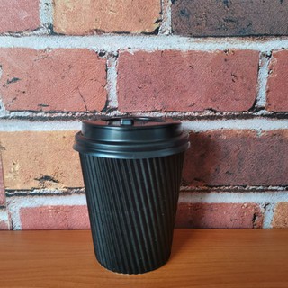 Black rippled cups with lids(25 pcs. per pack)