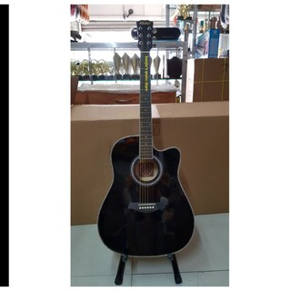 Global Acoustic Guitar with free bag, pick, string, capo, and allen wrench.