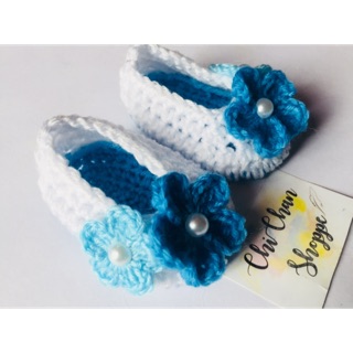 Frozen blue floral crochet shoes