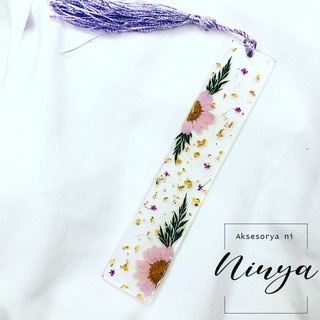 Resin Bookmark made with real dried flowers - AKSESORYA NI NINYA