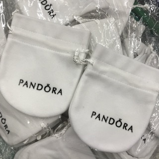 Pandorara pouch white pouch