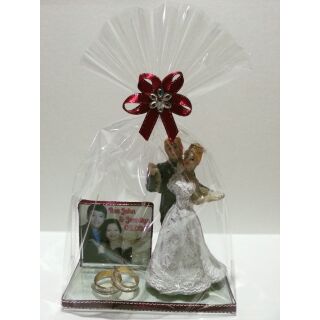 Wedding souvenirs and giveaways