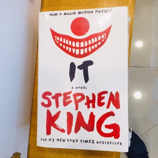 IT by Stephen King Best Seller