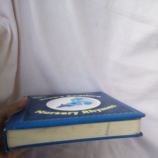 (PRE LOVED BOARDBOOK) Blue's Clues Blue's Bedtime Nursery Rhymes Padded Board Book (7)
