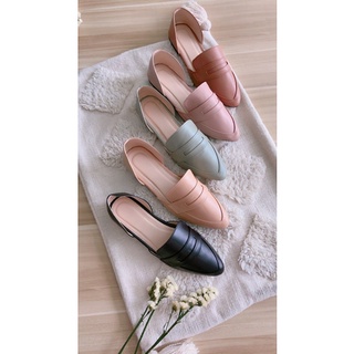 CHLOE Pointed Pastel Color Leather Dollshoes