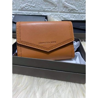 CHARLES & KEITH WOMEN TRIFOLD WALLET (4)
