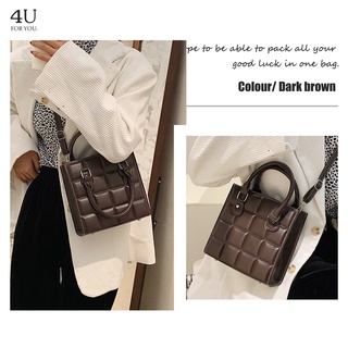 4U Fashionable chain crossbody all-match handbag, black ladies one-shoulder small square bag B0039