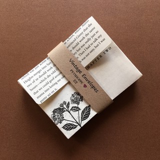 12pcs. Small square flap vintage envelope (1)