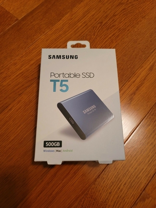 ***Samsung T5 Portable 500GB External SSD, USB 3.1 BLUE***