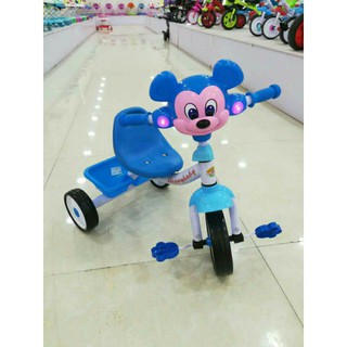 Toys . Kids tricycle. New children's tricycle. Music and lighting....101MK