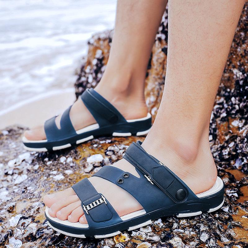 New men's sandals for outdoor leisure in 2020 summer