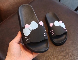 Hello Kitty Slippers (2)