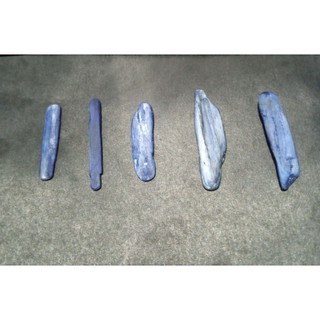 Natural raw stones blue Kyanite