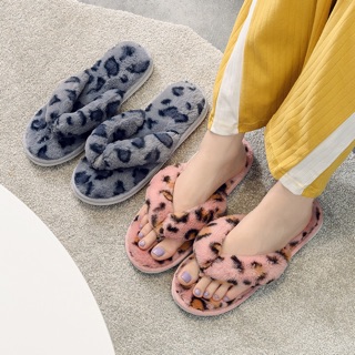 Trendy home indoor flip flops cotton slippers leopard print plush slippers