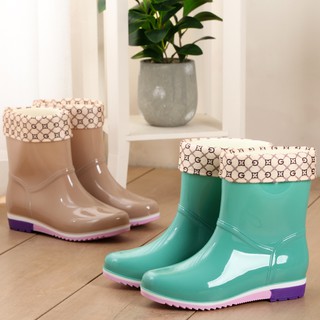 【Ready Stock】Mid-tube rain boots, women s short tube, adult water shoes, water boots, women s rain b