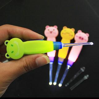 Child Ears Cleaning With Light Earwax Spoon Digging Ear Syringe