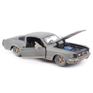 Maisto 1:24 1967 Ford Mustang GT Retro Sports Car Static Die Cast Vehicles Collectible Model Car Toys (2)