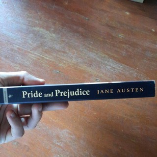 Itinatampok◘☫Pride and Prejudice - Jane Austen