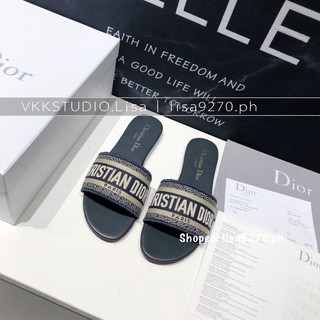@vkk_studio LISA | the slipper Dway navy color