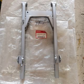 Swing arm Xrm125, Rs125, Wave125, Wave100, Xrm110 Honda Genuine Parts made in thailand