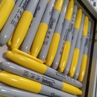 SHARPIE PERMANENT MARKER COLOR YELLOW