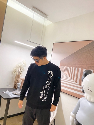 8023 autumn and winter new portrait printing men's round neck pullover long-sleeved T-shirt top bottoming tee fashion trend