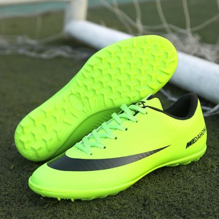 TF Professional soccer shoes Size:34-44 Futsal soccer shoes C Ronaldo Football training shoes