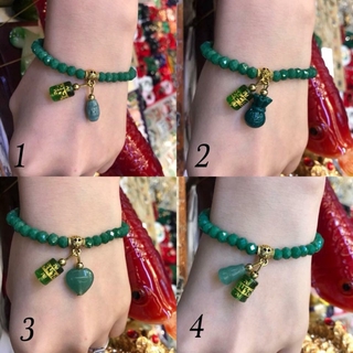 LUCKY CHARM PIN PIN JADE AND MANTRA WITH GREEN SWAROVSKI (1)
