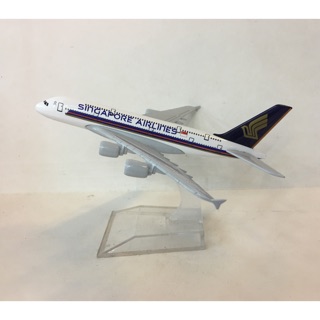 Die Cast Metal Airplane ✈️- Singapore 🇸🇬 Airlines A380 Die Cast Aircraft for Display Gift Collection