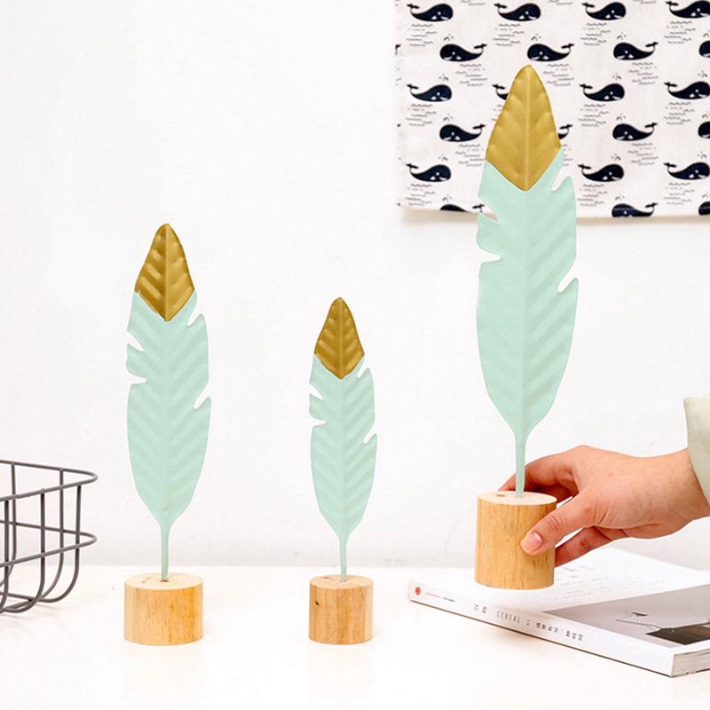 Ornaments Metal Wooden Craft Feather Modeling Pen Sculpture Living Room Miniature Home Decoration (1)