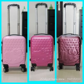 Luggage staycation Hello Kitty (1)