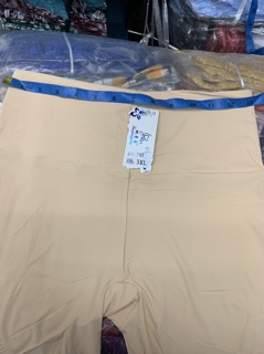 New seamless cycling shorts（3XL）.black and nude. (6)