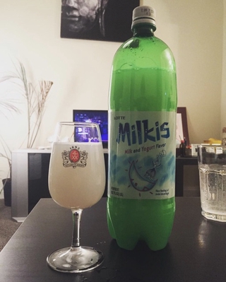NEW! Lotte Milkis Milk & Yogurt Flavoured Soda Drink 1.5L (2)