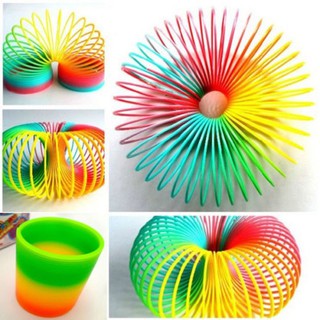 HIIU Creative Kids Rainbow Plastic Magic Slinky Classic Funny Toy (2)