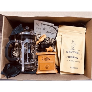 Coffee Gift Set - 600 ml French / Coffee Press and Manual Grinder Set Gift Box w/ Whole Coffee Bean