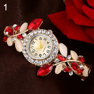 Women's Leaves Dial Rhinestone Inlaid Bracelet Quartz Watch (3)